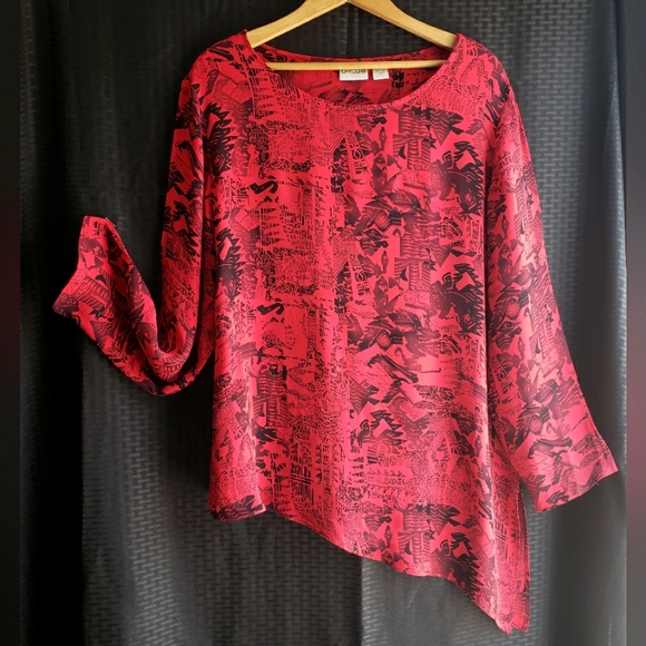 CHICO'S 100% Silk Multi-Design Printed Blouse Size:2 Red & Black. - Picture 2 of 7